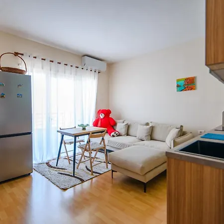 Apartment Ego Center *