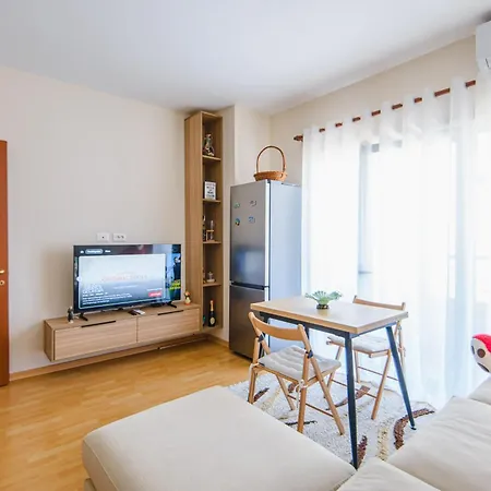 Apartment Ego Center *